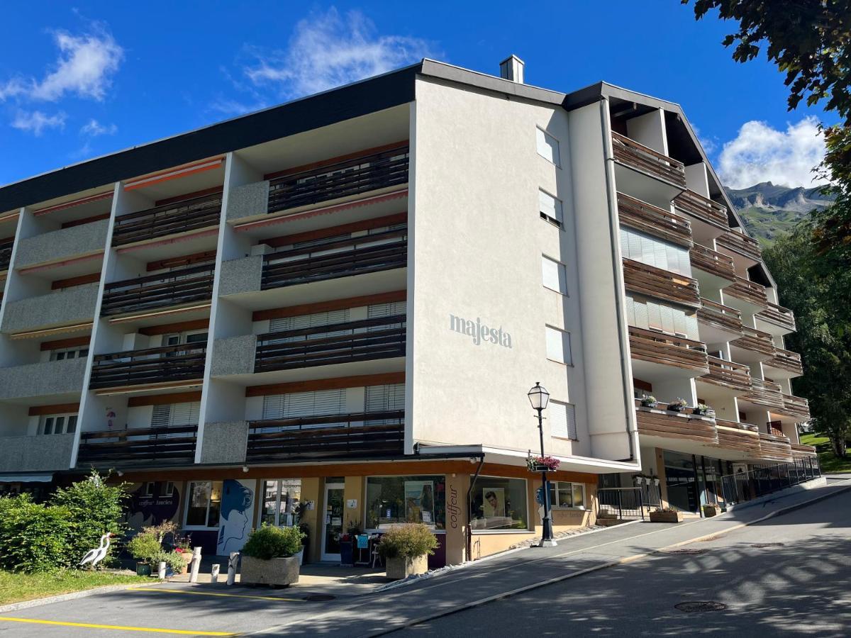 美琪公寓酒店 洛伊克巴德 外观 照片