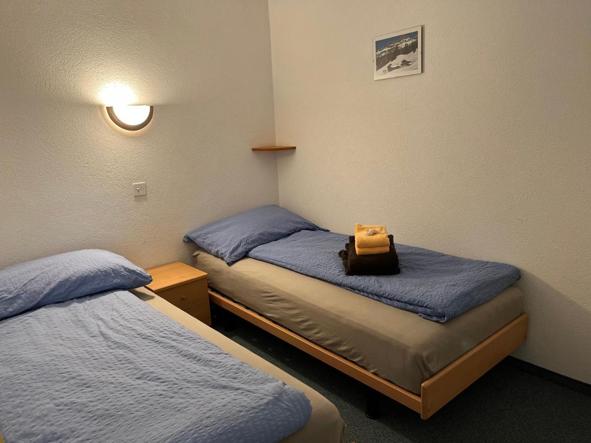 美琪公寓酒店 洛伊克巴德 外观 照片